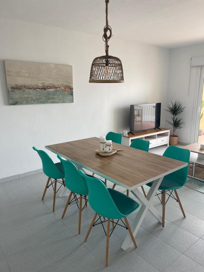 Апартаменты Aquamarine Sant Feliu En La Playa Con Patio Сан-Фелиу-де-Гишольс Экстерьер фото
