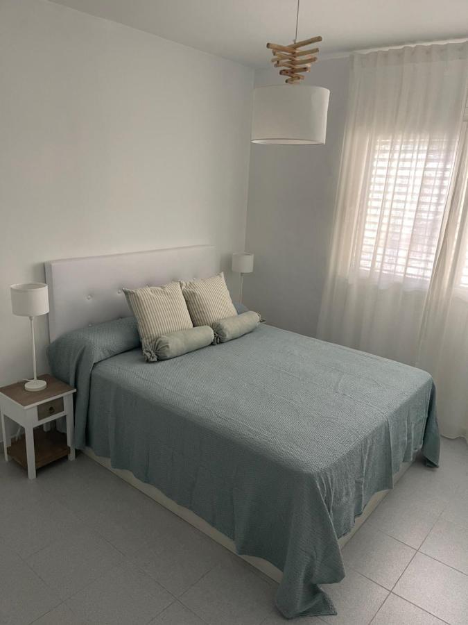 Апартаменты Aquamarine Sant Feliu En La Playa Con Patio Сан-Фелиу-де-Гишольс Экстерьер фото