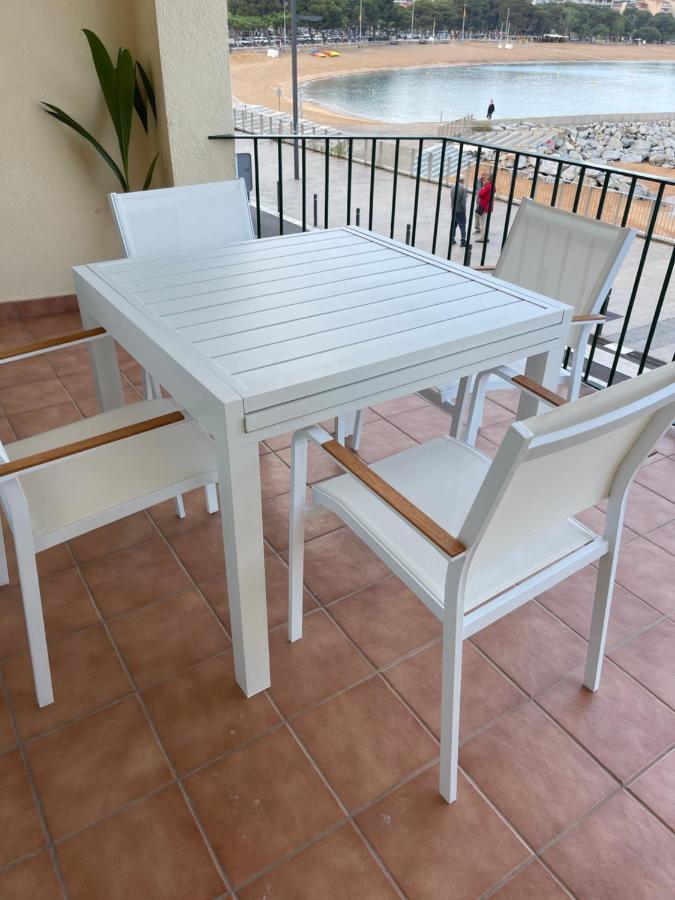 Апартаменты Aquamarine Sant Feliu En La Playa Con Patio Сан-Фелиу-де-Гишольс Экстерьер фото