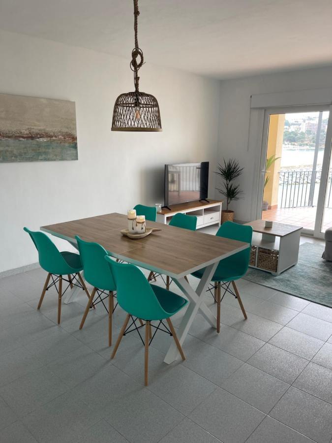 Апартаменты Aquamarine Sant Feliu En La Playa Con Patio Сан-Фелиу-де-Гишольс Экстерьер фото