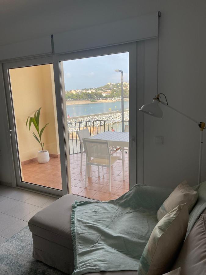 Апартаменты Aquamarine Sant Feliu En La Playa Con Patio Сан-Фелиу-де-Гишольс Экстерьер фото
